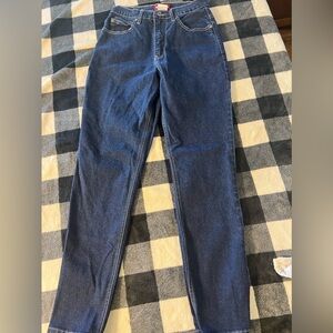 Women’s LA Blues high waisted jeans. Size 6.